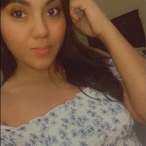 Meet your Posher, Veronica